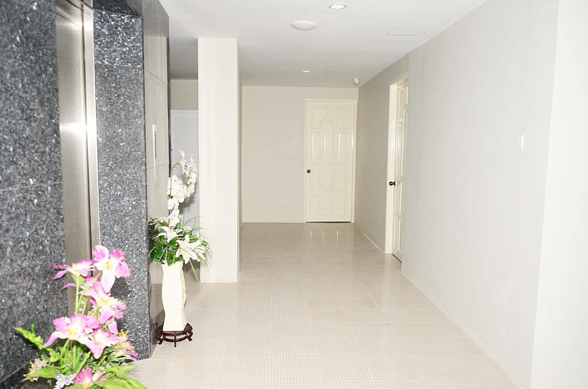 Hotel Yno Yangon Ngoại thất bức ảnh